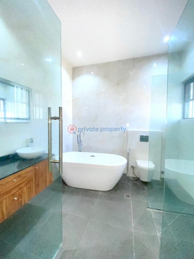 4 bedroom Detached Duplex For Sale Chevron Lekki Chevron Drive Lekki Lagos - 7