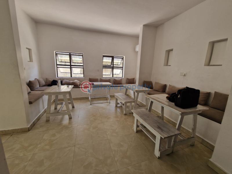 4 bedroom Commercial Property For Rent Off Admiralty Road Lekki Phase 1 Lagos - 4