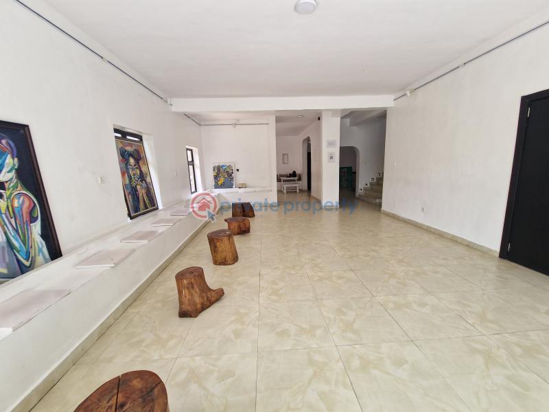 4 bedroom Commercial Property For Rent Off Admiralty Road Lekki Phase 1 Lagos - 3