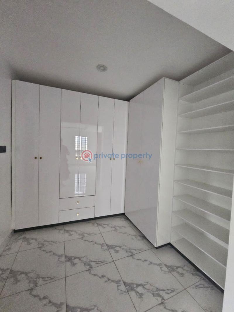 4 bedroom Detached Duplex For Sale Gbadaga, Gbagada Lagos - 9