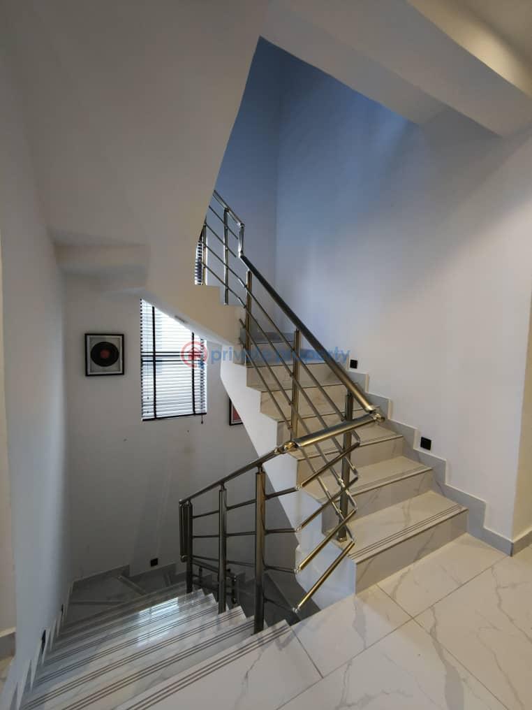 4 bedroom Terraced Duplex For Rent La Vida Estate Off Freedom Way Lekki Phase 1 Lagos - 1