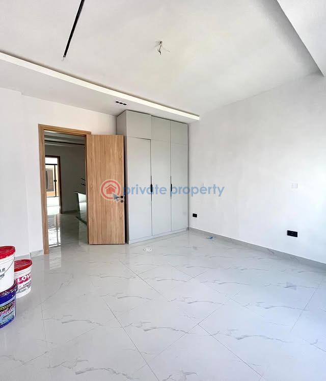 4 bedroom Terraced Duplex For Sale Lekki Phase 1 Lagos - 19