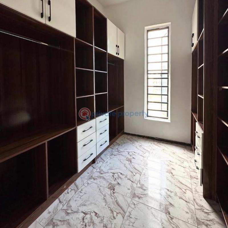 4 bedroom Flat & Apartment For Sale Lekki Phase 1 Lagos - 9