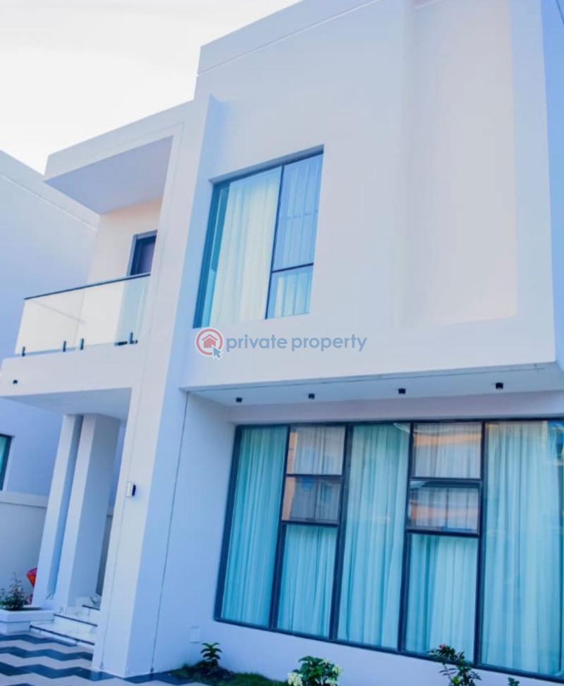 5 bedroom Detached Duplex For Sale Gbalajam Woji, Off Peter Odili Road New Layout Port Harcourt Rivers - 1