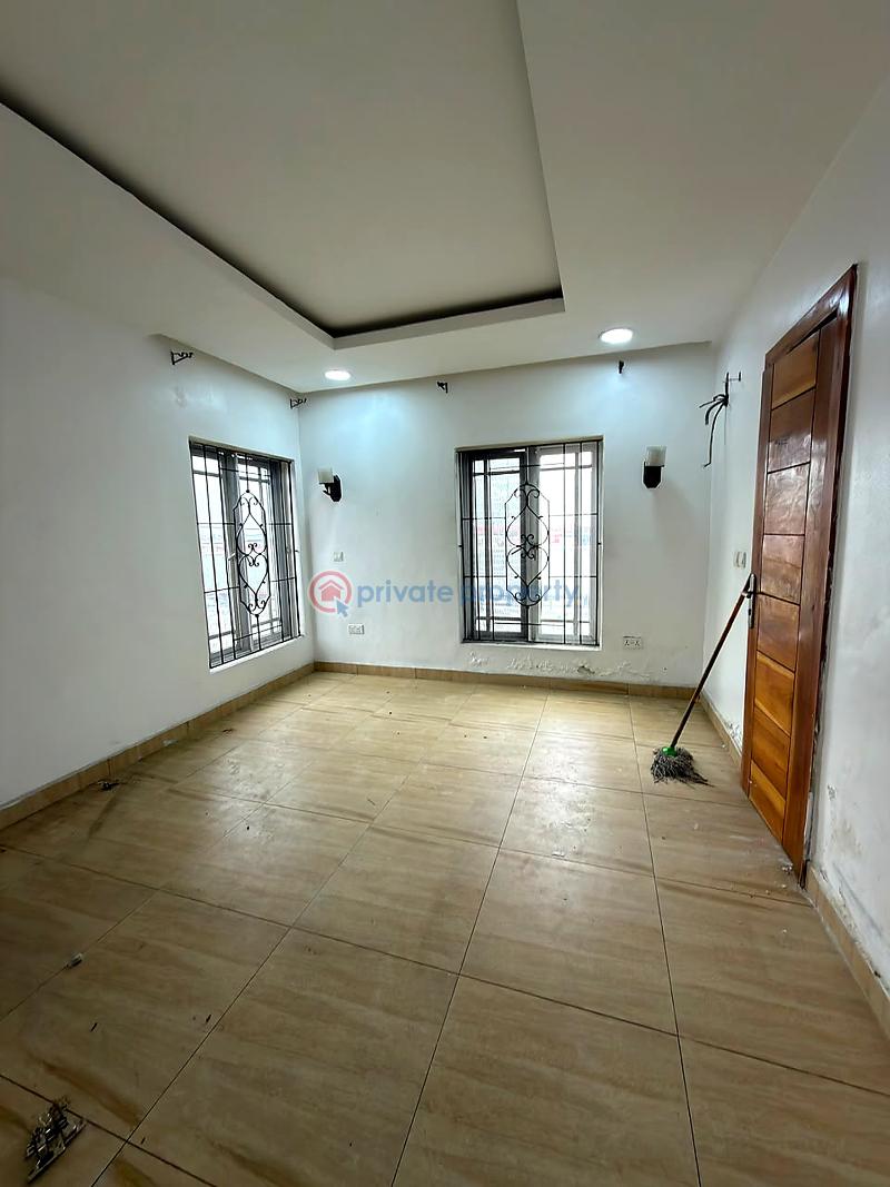 4 bedroom House For Rent Lekki Phase 1 Lagos - 3