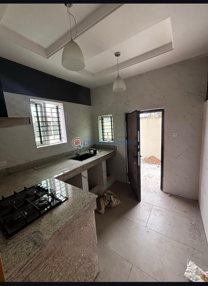 4 bedroom Detached Duplex For Sale Gbagada Phase 1 Lagos - 8