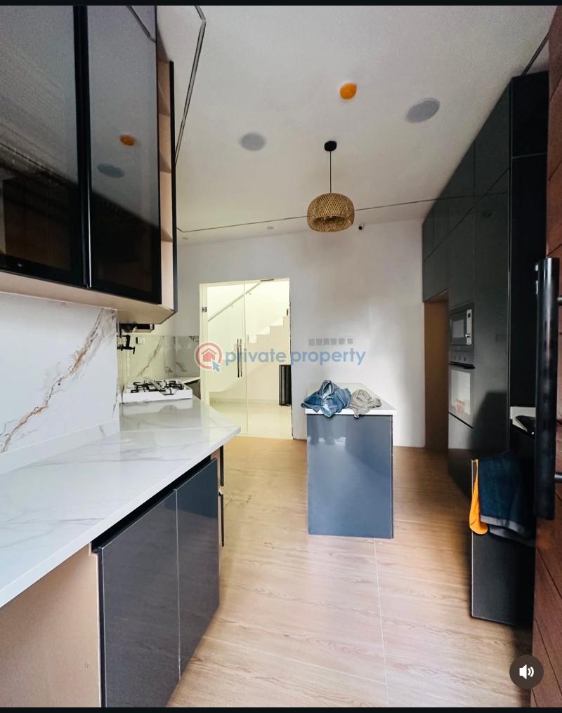 4 bedroom Detached Duplex For Sale Phase 1 Lagos Magodo GRA Phase 1 Ojodu Lagos - 3