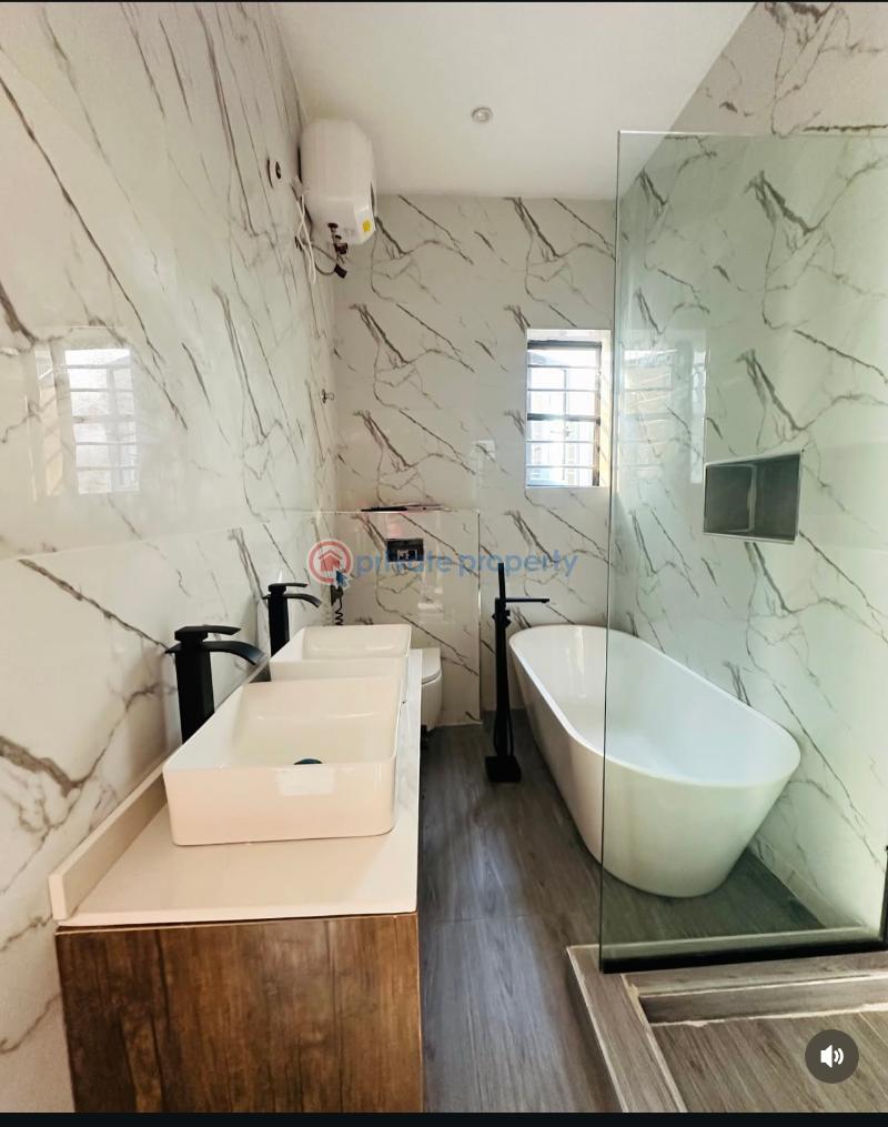 4 bedroom Detached Duplex For Sale Phase 1 Lagos Magodo GRA Phase 1 Ojodu Lagos - 4