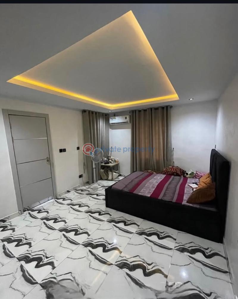 4 bedroom Terraced Duplex For Sale Mende Maryland Lagos - 1