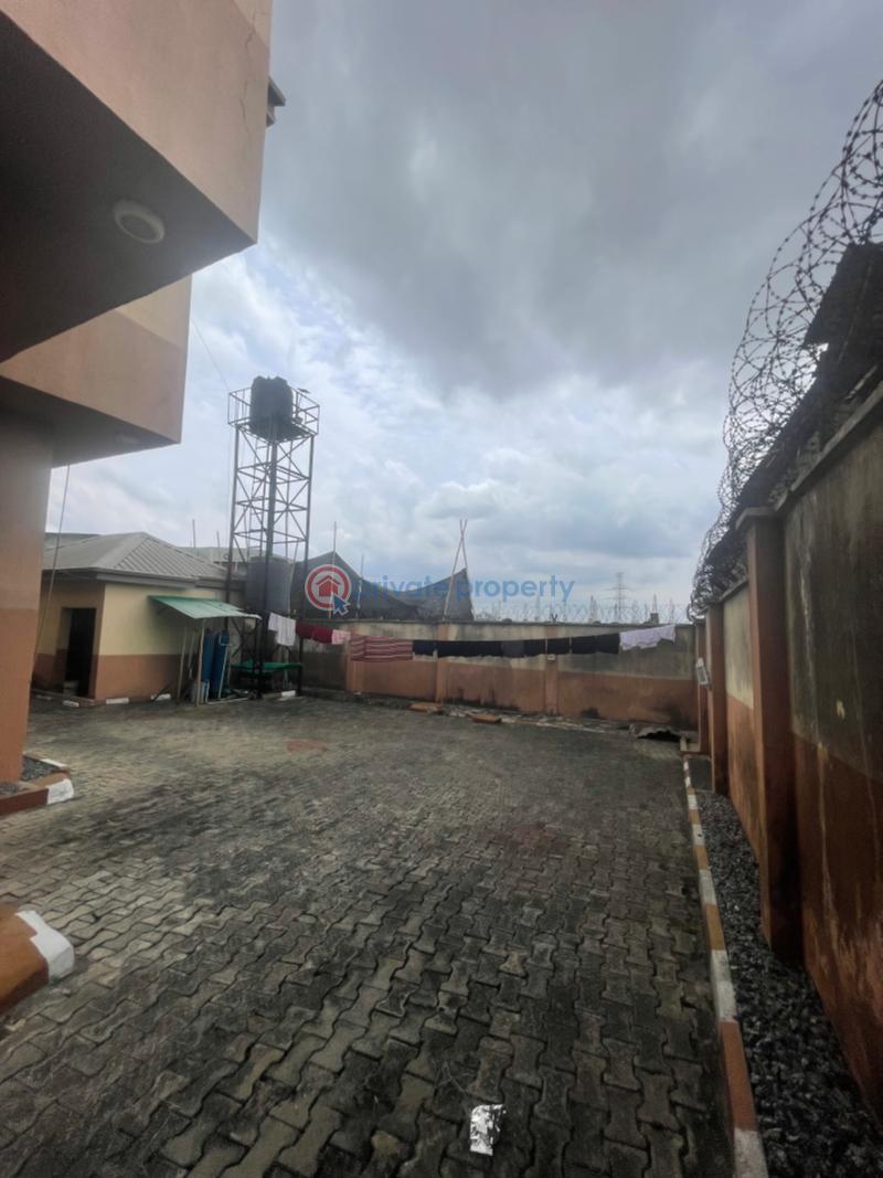 4 bedroom Detached Duplex For Sale Ogudu GRA Lagos - 4