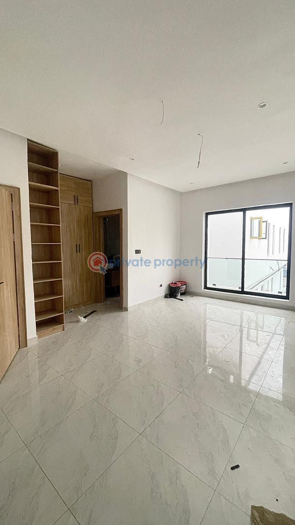 4 bedroom Semi detached Duplex For Sale Chevron Lekki Chevron Drive Lekki Lagos - 6