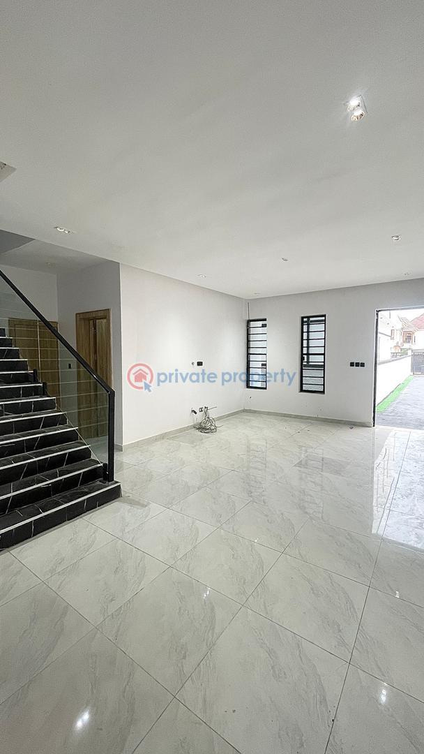 4 bedroom Semi detached Duplex For Sale Chevron Lekki Chevron Drive Lekki Lagos - 1