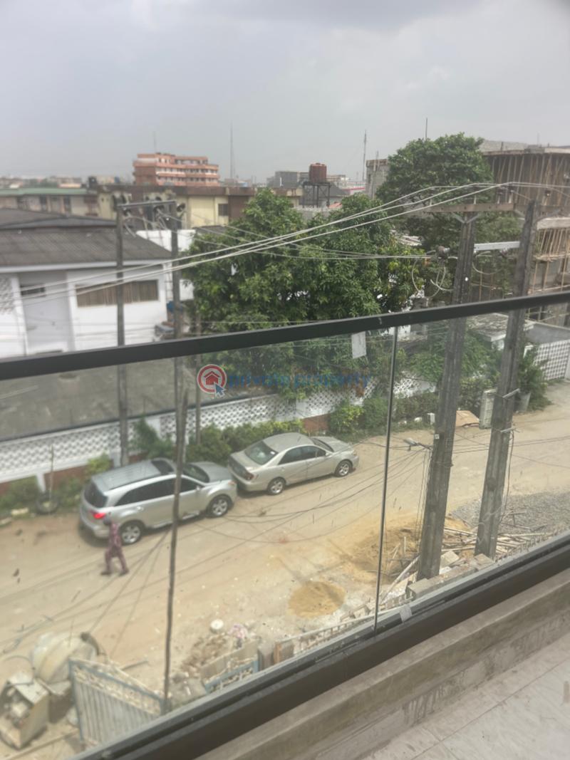4 bedroom Detached Duplex For Sale Adeniyi Jones Ikeja Lagos - 14