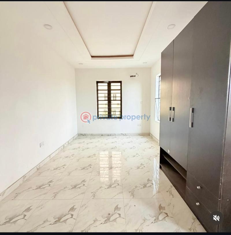 4 bedroom Terraced Duplex For Sale Mende Maryland Lagos - 10