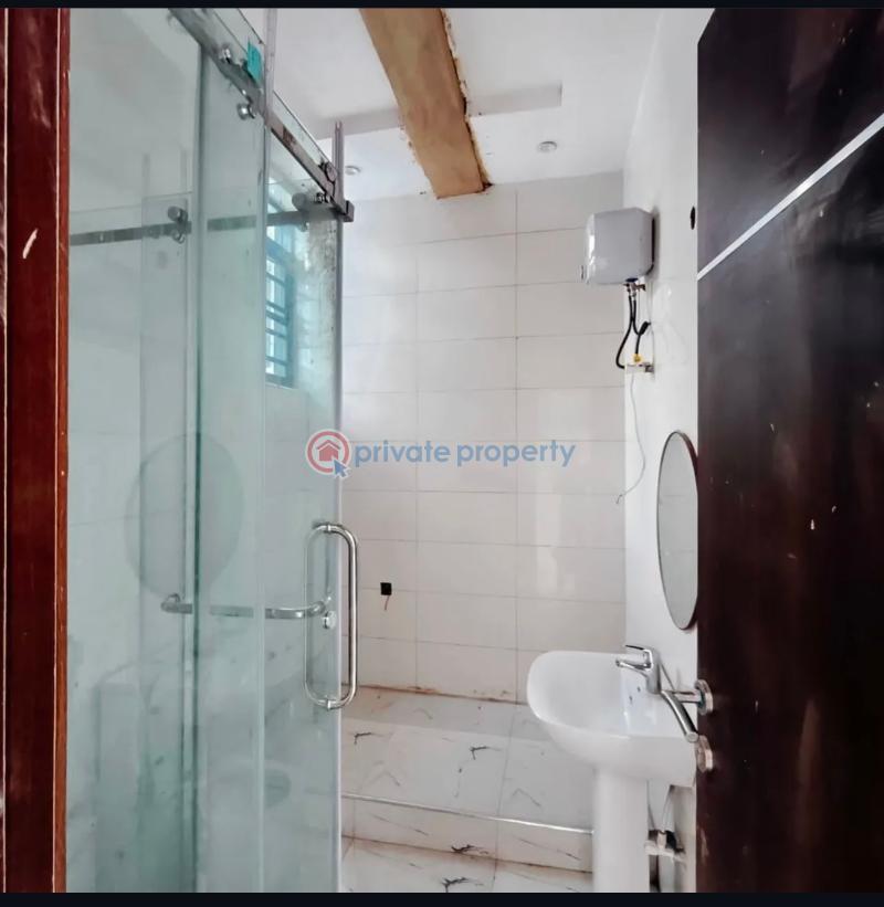 4 bedroom Detached Duplex For Sale Ogba GRA Lagos - 4