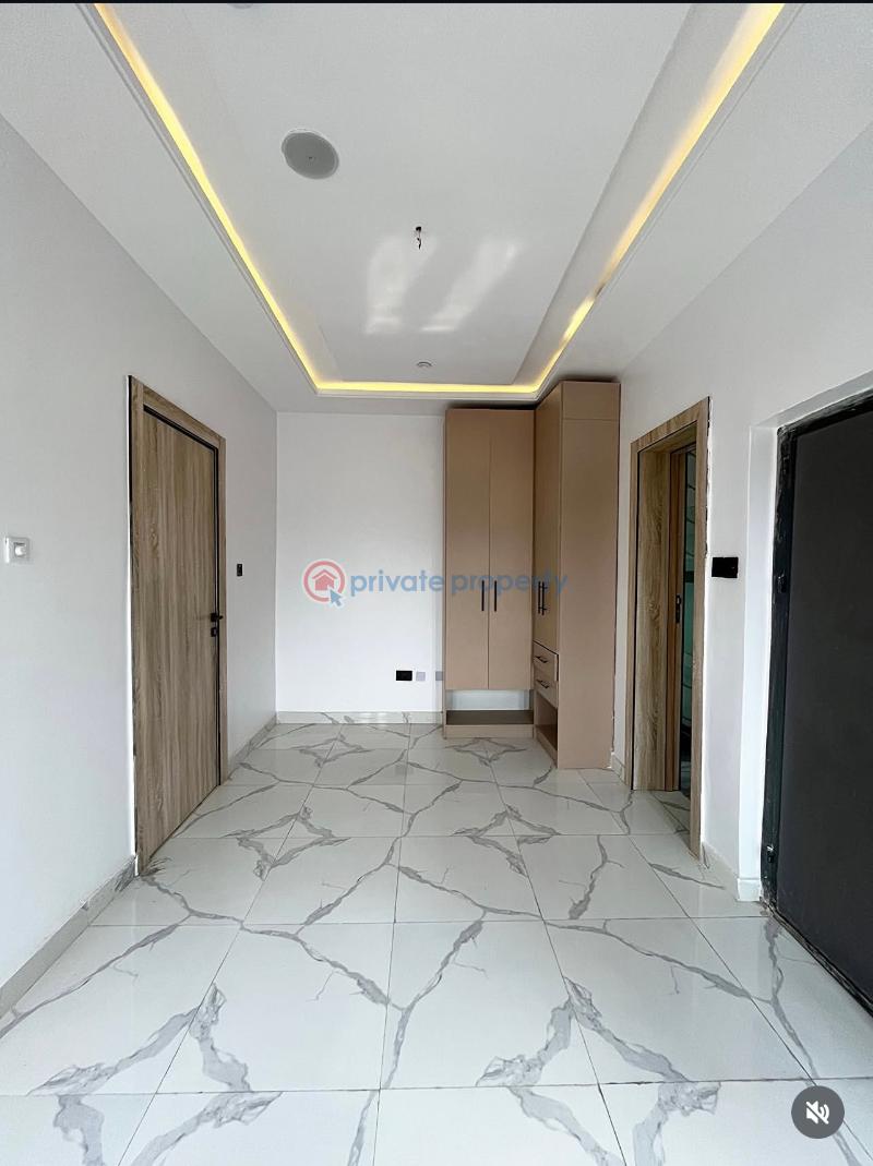 4 bedroom Semi detached Duplex For Sale Ogudu GRA Lagos - 2