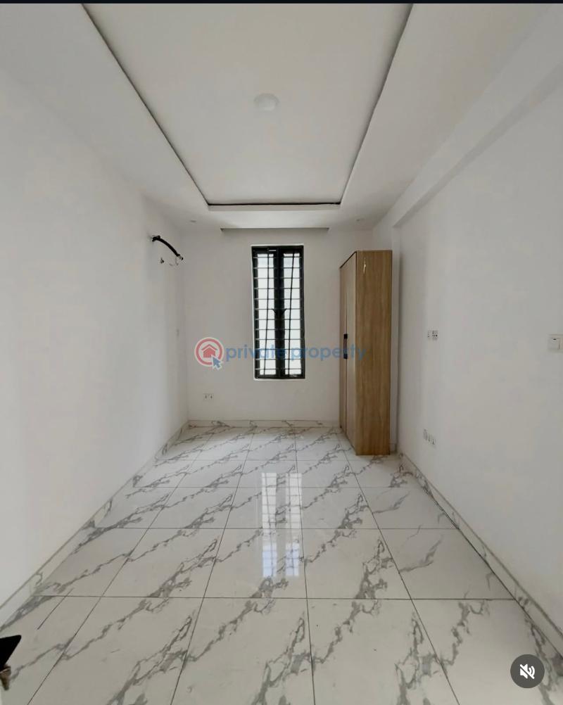 4 bedroom Semi detached Duplex For Sale Ologolo Lekki Jakande Lekki Lagos - 9
