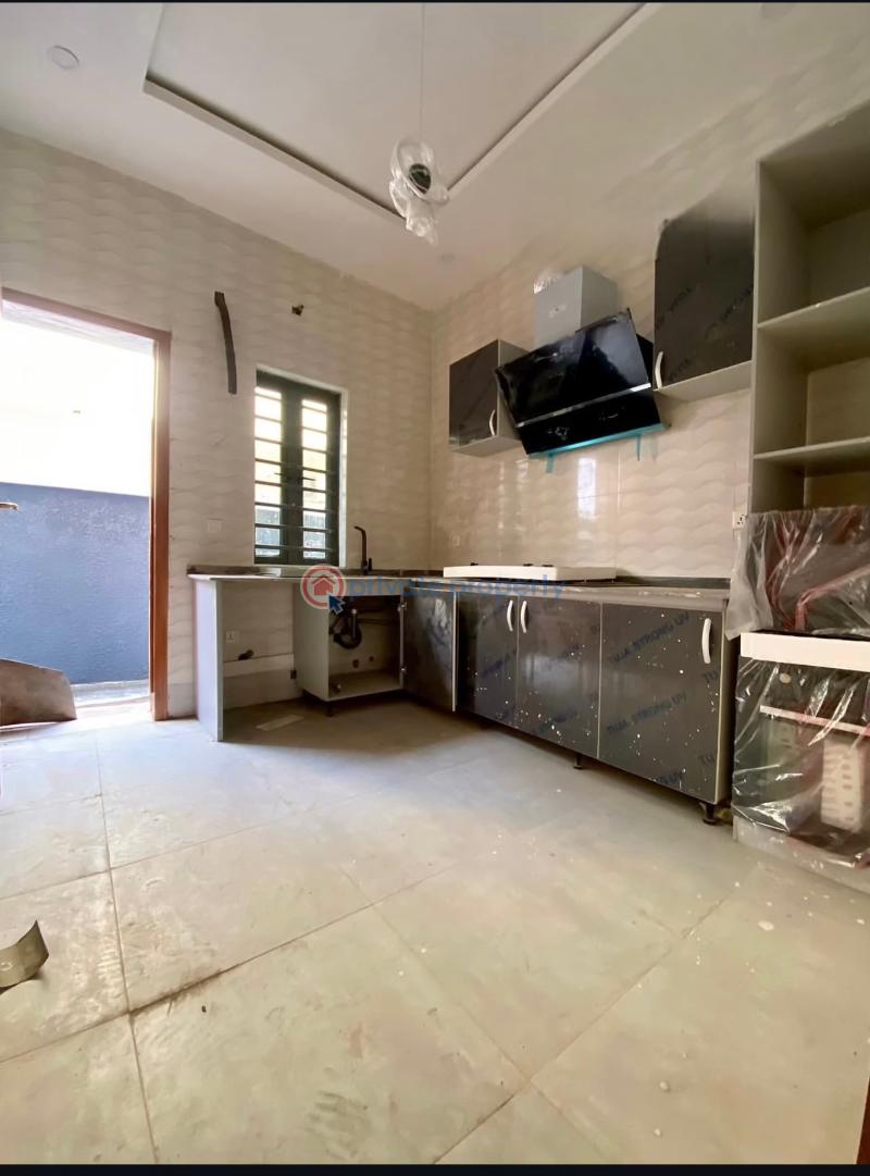 4 bedroom Terraced Duplex For Sale Ologolo Lekki Lagos - 3