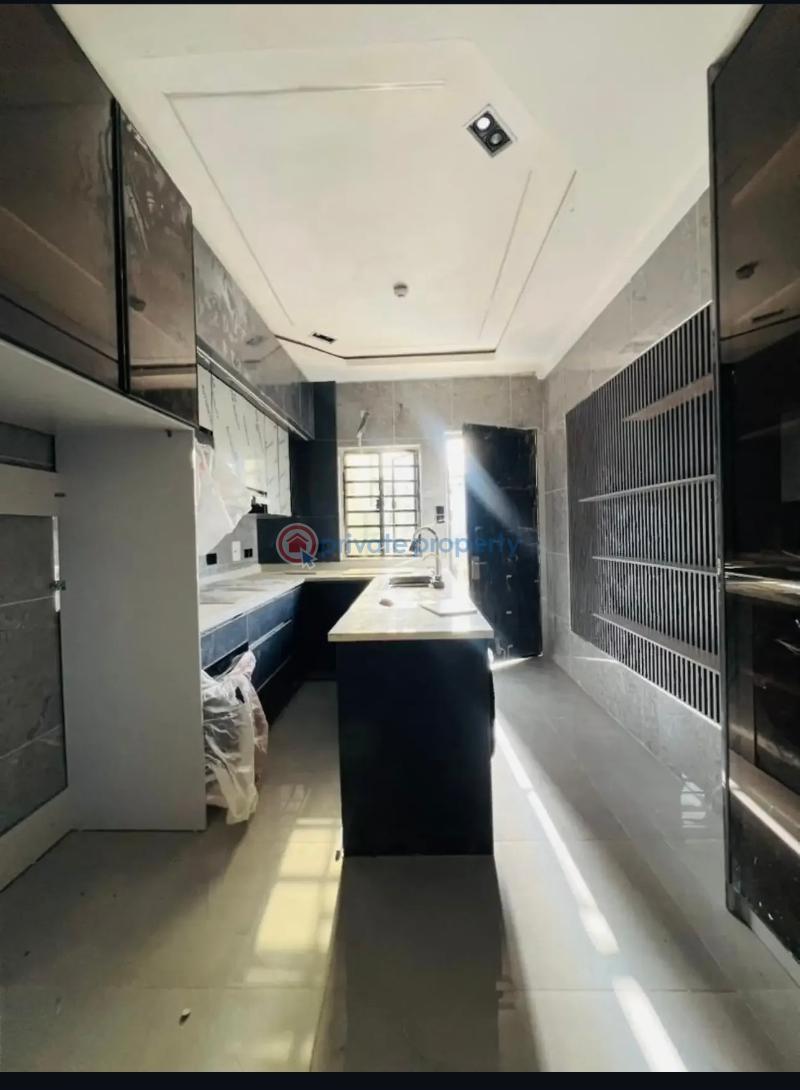 4 bedroom Detached Duplex For Sale Mainland Surulere Lagos - 8