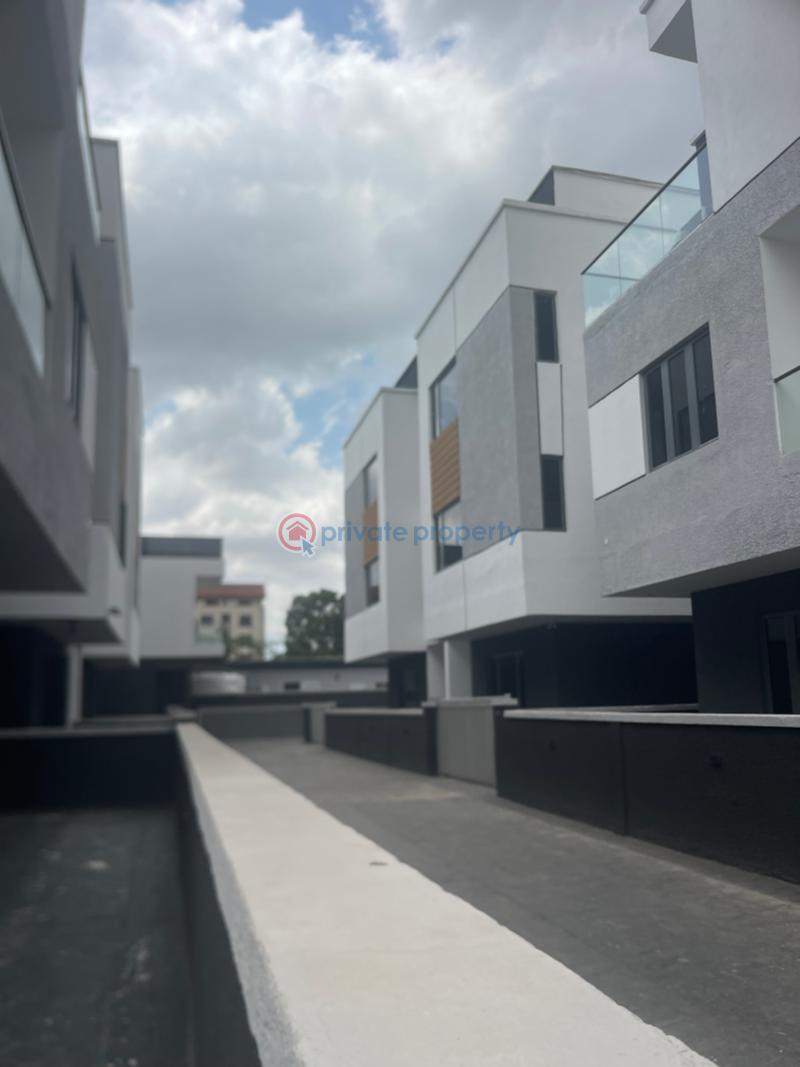 4 bedroom Detached Duplex For Sale Adeniyi Jones Ikeja Lagos - 0