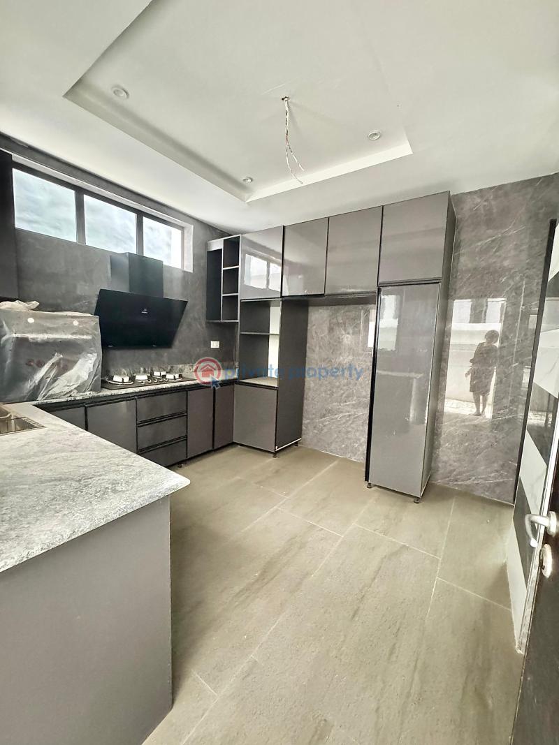 4 bedroom Detached Duplex For Sale Chevy View Estate , Chevron Lekki Lagos - 8