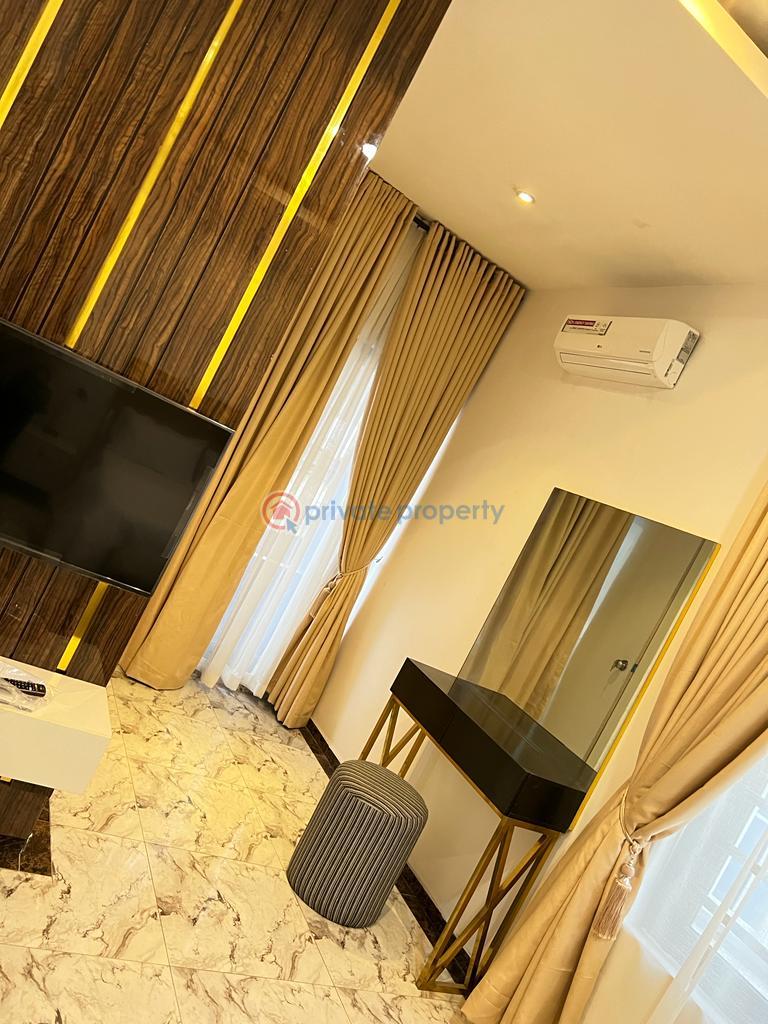 4-bedroom luxury apartment with pool/gym at lekki phase 1 - 10 4 bedroom Flat & Apartment Short let Lekki Phase 1 Lagos - 10