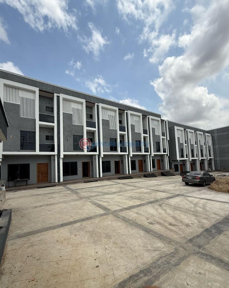 4 bedroom Terraced Duplex For Sale Magodo Phase 2 Magodo GRA Phase 1 Ojodu Lagos - 0