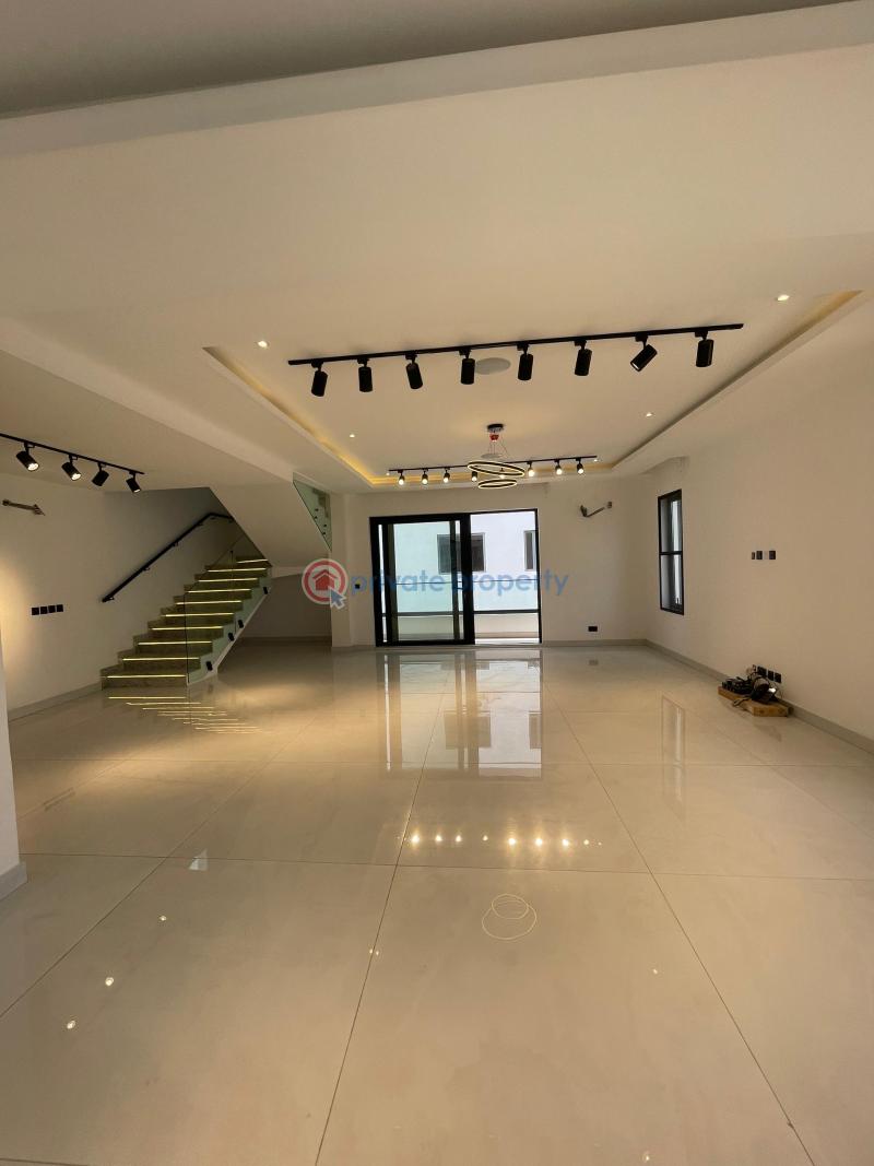 4 bedroom Maisonette For Sale Island Ikoyi Lagos - 1