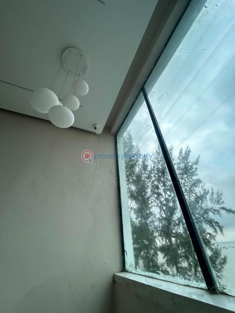 4 bedroom Maisonette For Sale Banana Island Ikoyi Lagos - 11