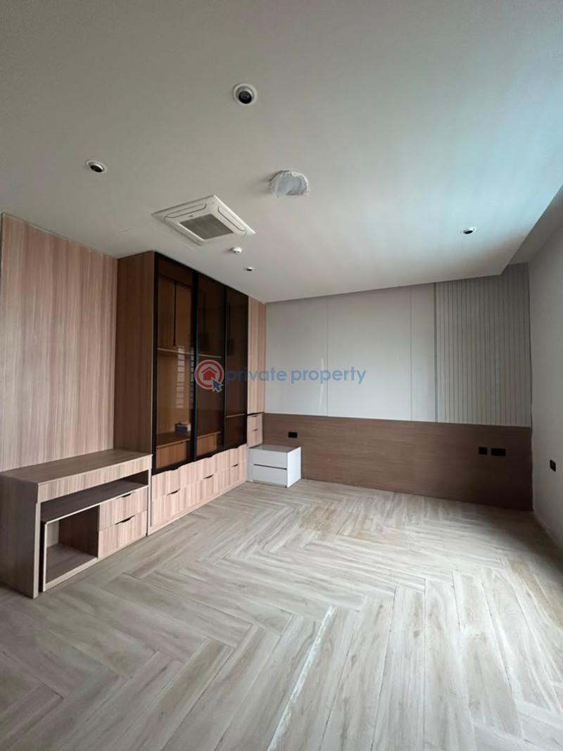 4 bedroom Maisonette For Sale Banana Island Ikoyi Lagos - 17
