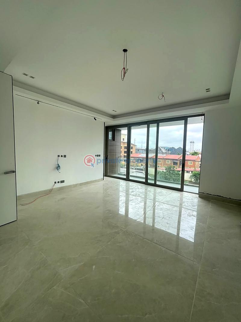4 bedroom House For Rent Lekki Lagos - 4