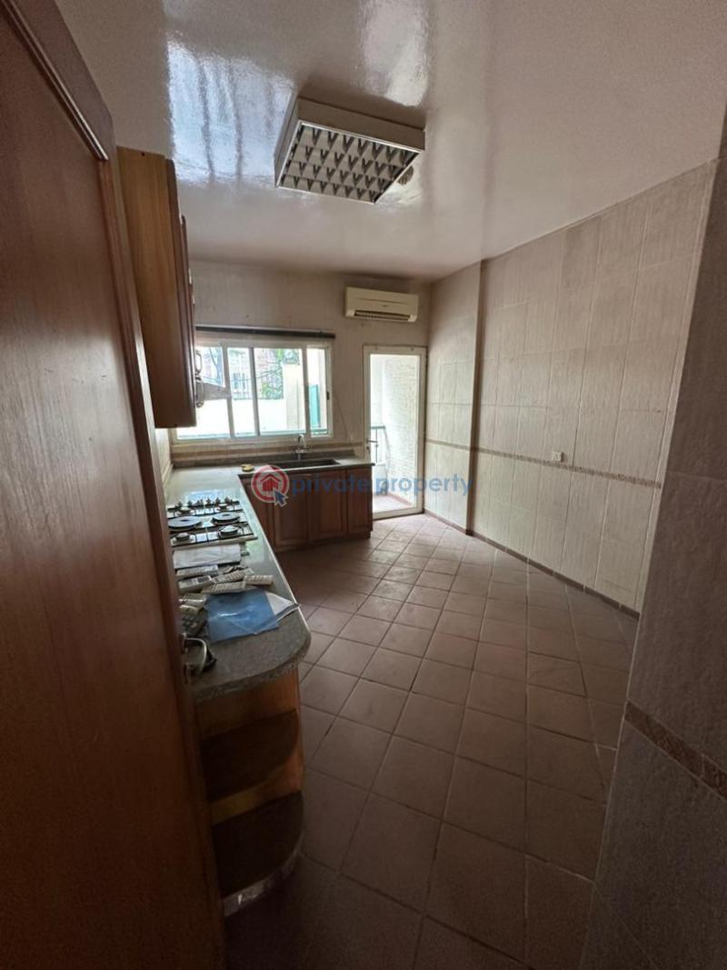 4 bedroom Maisonette For Sale Off Bourdillon Road Ikoyi Lagos - 3