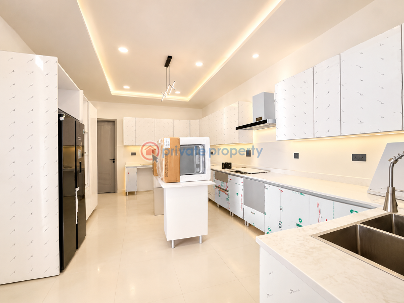 4 bedroom Maisonette For Sale Off Bourdilion Road Old Ikoyi Lagos - 9