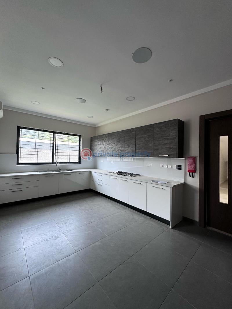 4 bedroom Maisonette For Sale Banana Island Ikoyi Lagos - 3