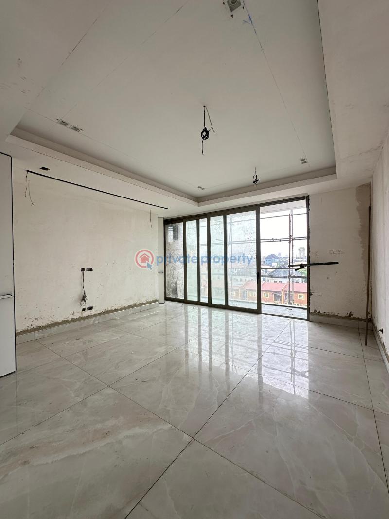 4 bedroom maisonette with elevator, communal swimming pool, gym, and bq - 8 4 bedroom Maisonette For Sale Lekki Phase 1 Lagos - 8