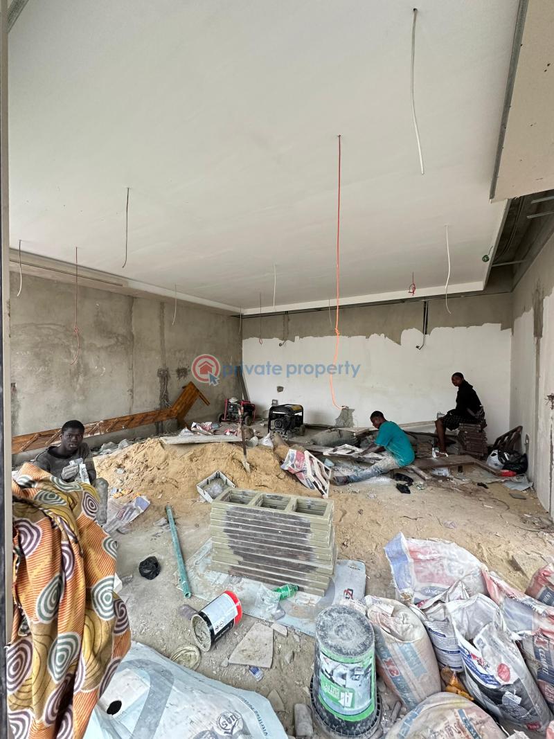 4 bedroom maisonette with elevator, communal swimming pool, gym, and bq - 14 4 bedroom Maisonette For Sale Lekki Phase 1 Lagos - 14