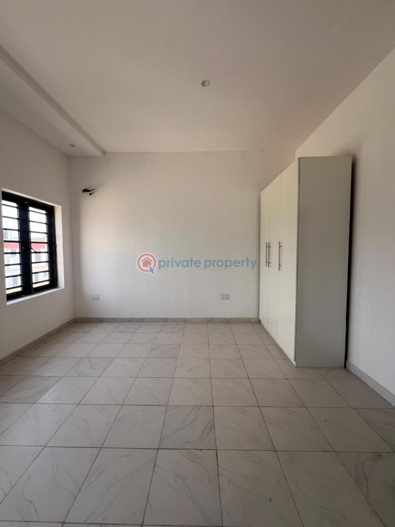 4 bedroom Maisonette For Sale Orchid Road Hill Star Court In Ocean Bay Lafiaji Lekki Lagos - 4