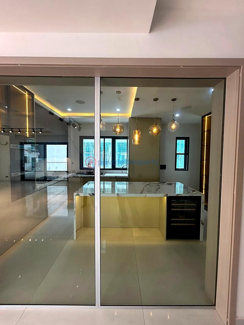 4 bedroom Flat & Apartment For Sale Or Water View. Ikoyi Lagos - 4