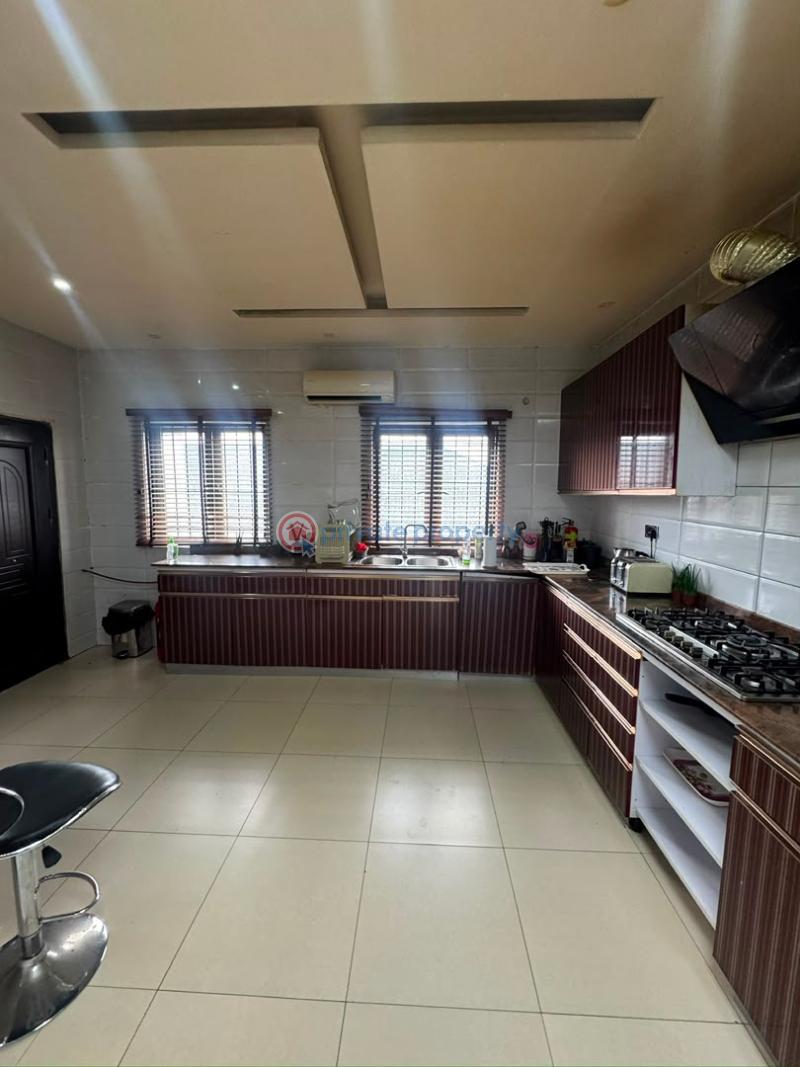 4 bedroom Penthouse For Sale Oniru Victoria Island Lagos - 7