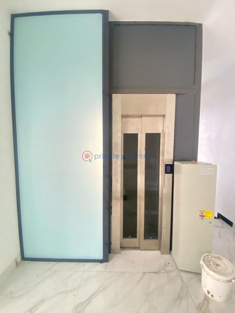 4 bedroom penthouse with private elevator and bq - 7 4 bedroom Penthouse For Sale Lekki Phase 1 Lagos - 7