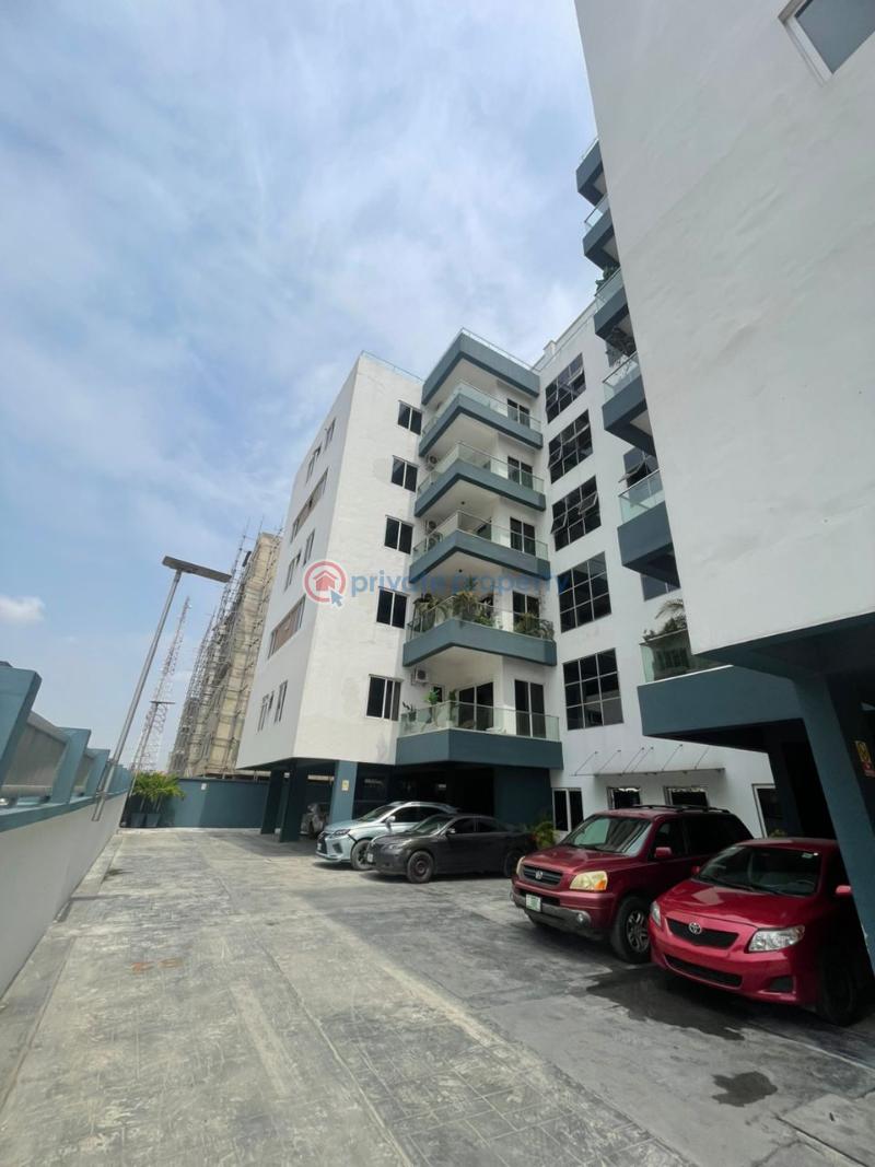 4 bedroom Flat & Apartment For Sale Ilasan Lekki Lagos - 3