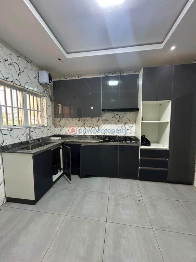 4 bedroom Block Of Flats For Rent Carlton Gate Estate Akobo Ibadan Oyo - 6