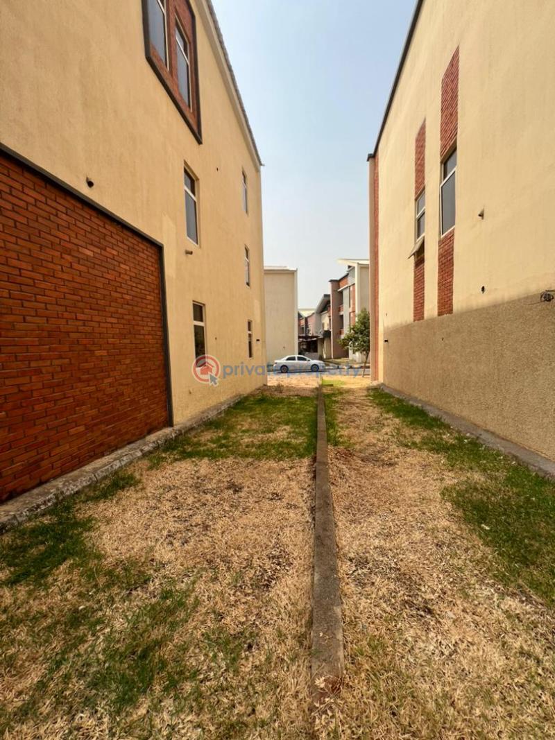 4 bedroom Semi detached Duplex For Sale Dawaki, Abuja Bwari Abuja Phase 4  - 6