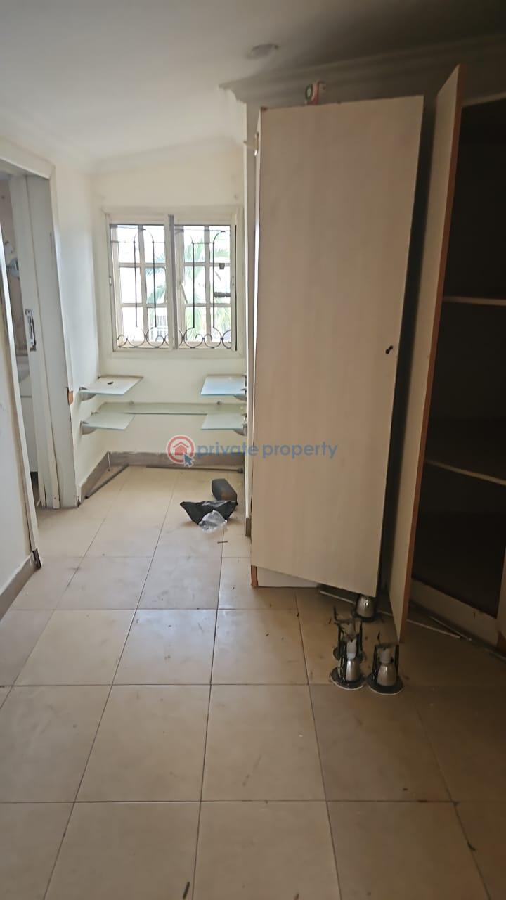 4 bedroom Semi detached Bungalow For Sale The Prestigious Mayfair Garden Estate Well Secured Estate Awoyaya Ajah Lagos - 7