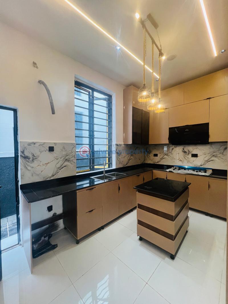 4 bedroom Semi detached Duplex For Sale 4 Bedroom Semi Detached Duplex Ajah Lagos - 5