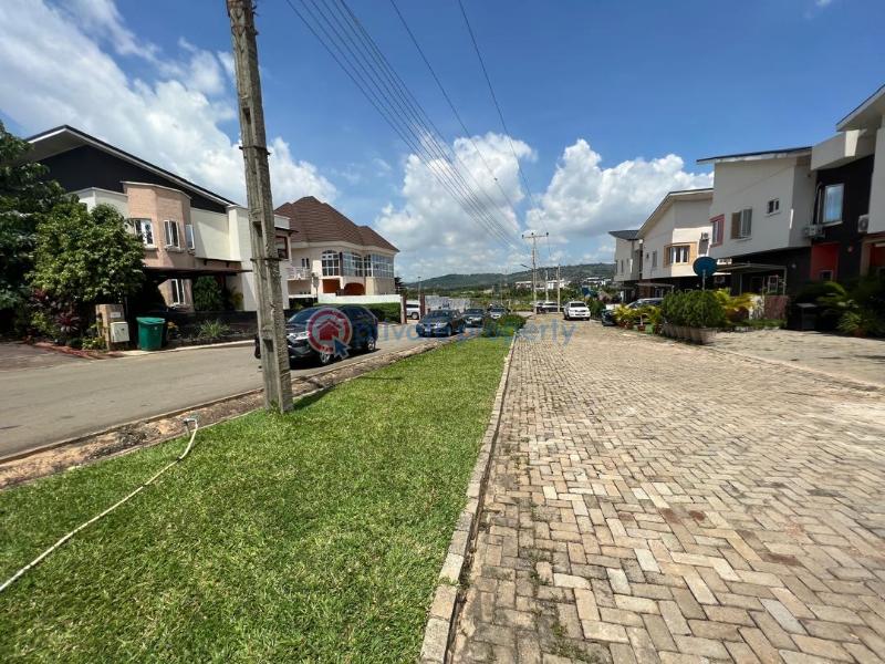 4 bedroom Semi detached Duplex For Sale Paradise Estate Life Camp Abuja Phase 3  - 8
