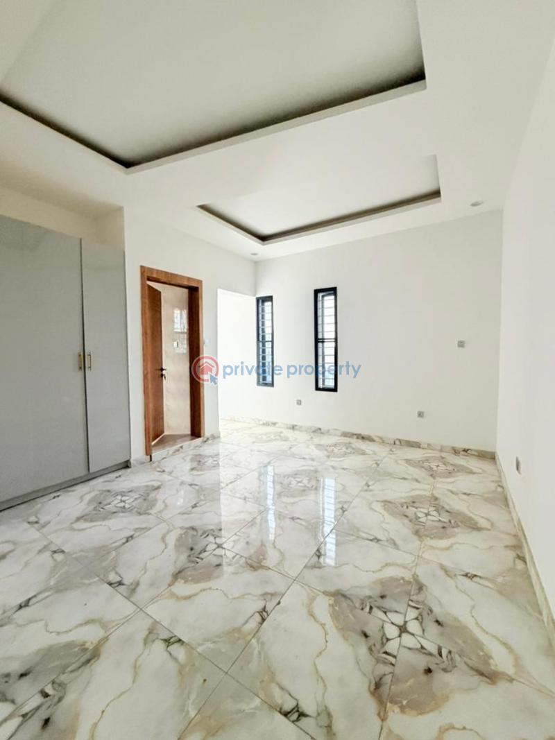 4 bedroom Semi detached Duplex For Sale Magodo GRA Phase 2 Kosofe/Ikosi Lagos - 0