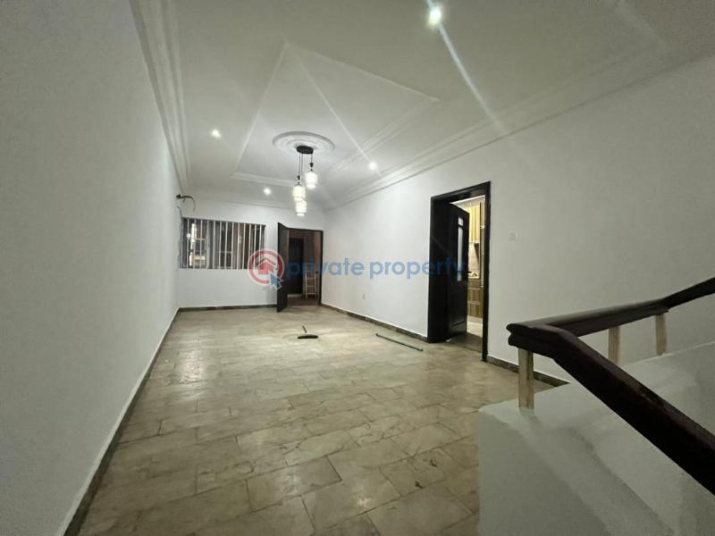 4 bedroom Semi detached Duplex For Rent Shonibare Estate Maryland Lagos - 7