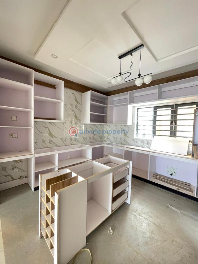 4 bedroom Semi detached Duplex For Sale Ogudu GRA Lagos - 4