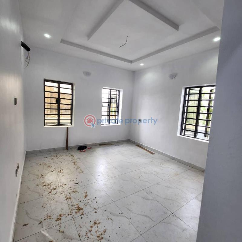 4 bedroom Semi detached Duplex For Rent Carlton Gate Estate Ibadan Oyo - 8